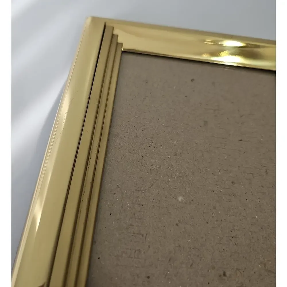 Vintage Steeped Polished Brass Picture Photo Frame Gold